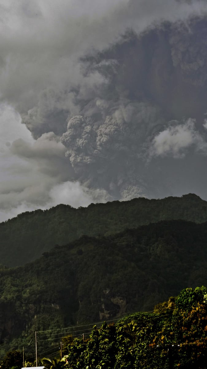 Karibský vulkán La Soufrire hrozí dalším výbuchem