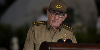 Dlouhá éra končí. Kubánské komunisty už nepovede rodina Castrových, vládla přes 60 let