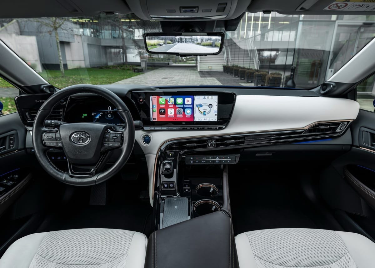 Toyota Mirai – první vodíkové auto na českém trhu