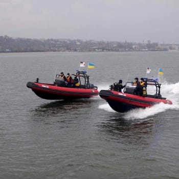 Ukrajinská pobřežní stráž monitoruje Azovské moře.