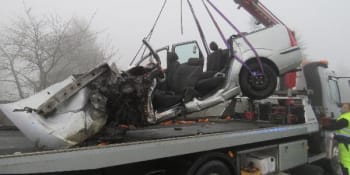 Tragická nehoda na Královéhradecku má další oběť. Zemřela šestiletá dívka