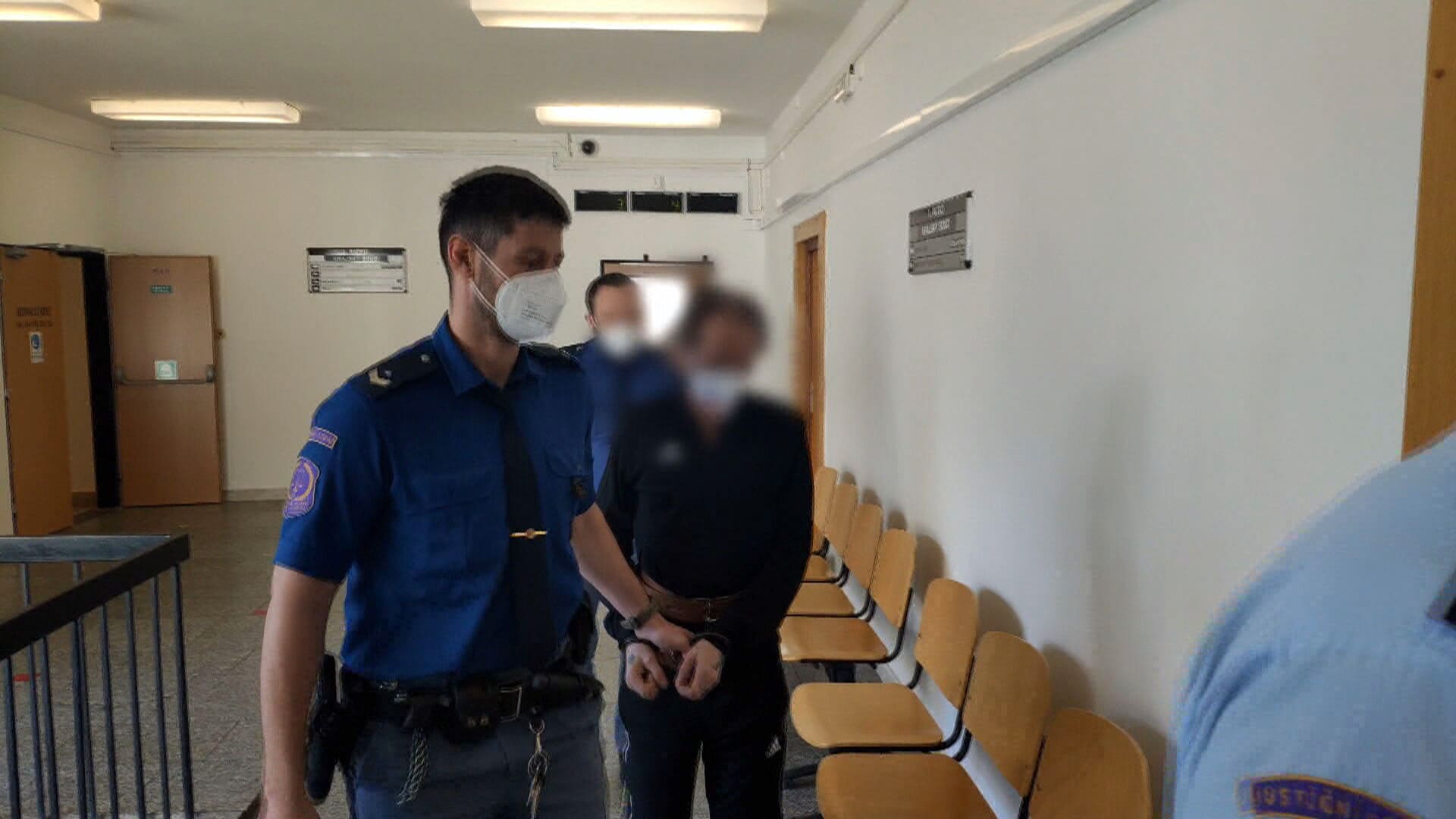 Případem surové vraždy se ve čtvrtek zabýval soud v Ústí nad Labem.