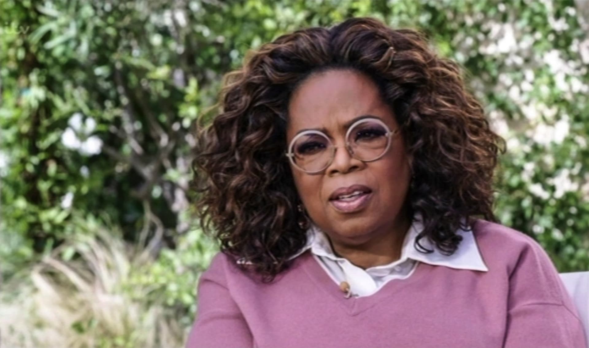 Moderátorka Oprah Winfreyová během rozhovoru s královským párem