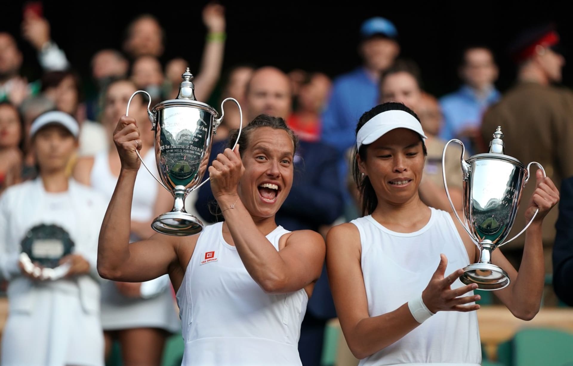 Vítězky deblové soutěže Wimbledonu 2019 – Barbora Strýcová a Sie Šu-wej