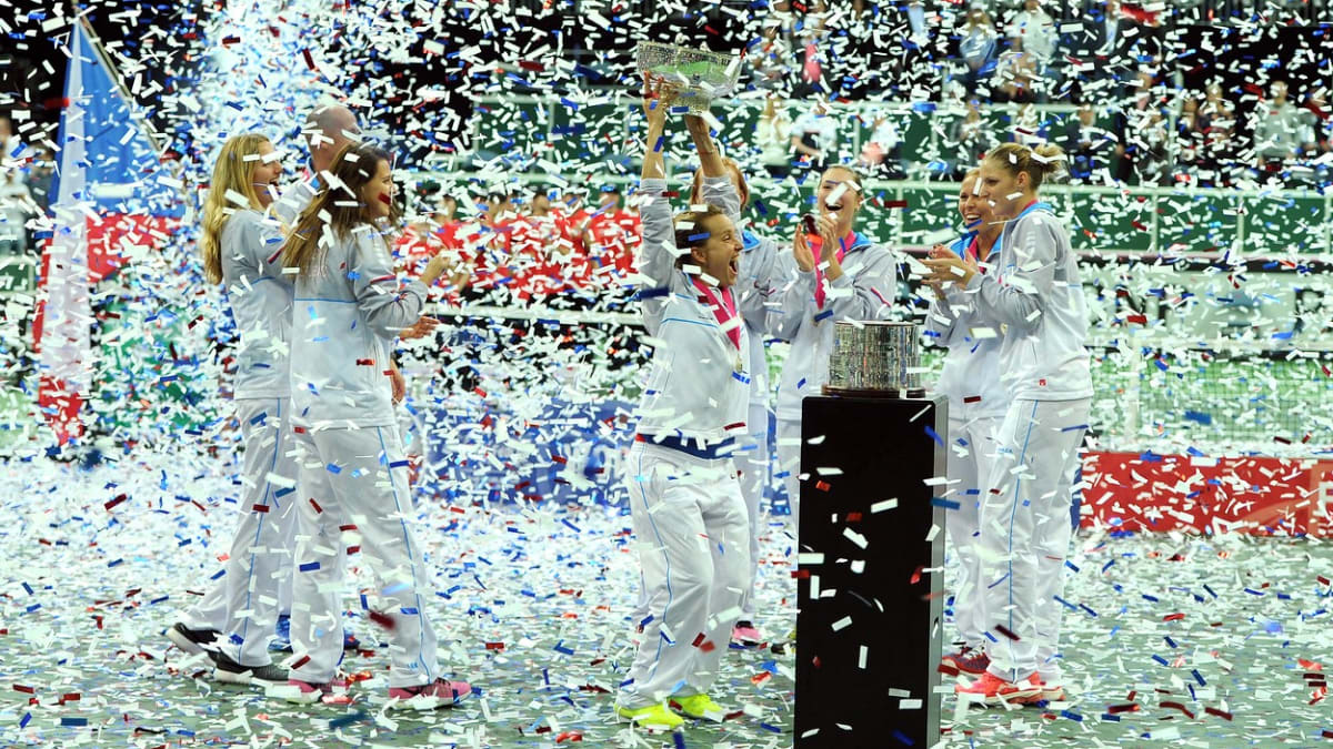 Finále Fed Cupu proti Rusku v roce 2015. Slavily Češky.