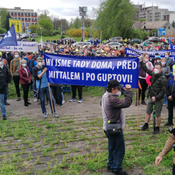 Demonstrace před ocelárnami Liberty Ostrava