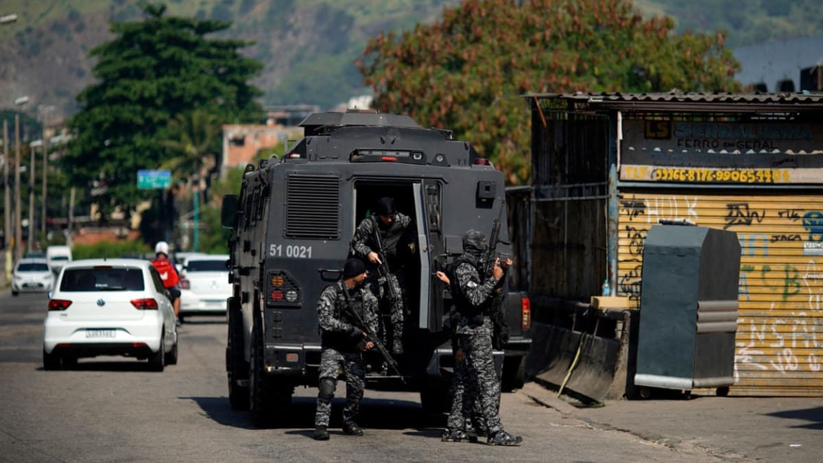 V brazilském Riu de Janeiru došlo k přestřelce mezi policisty a drogovým gangem.