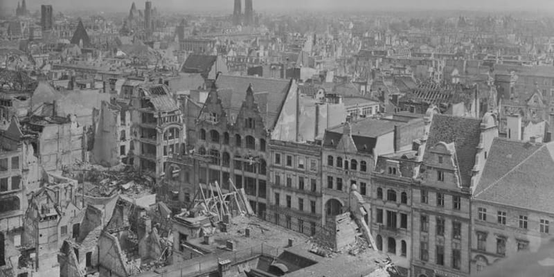 Zničené město Breslau na jaře 1945