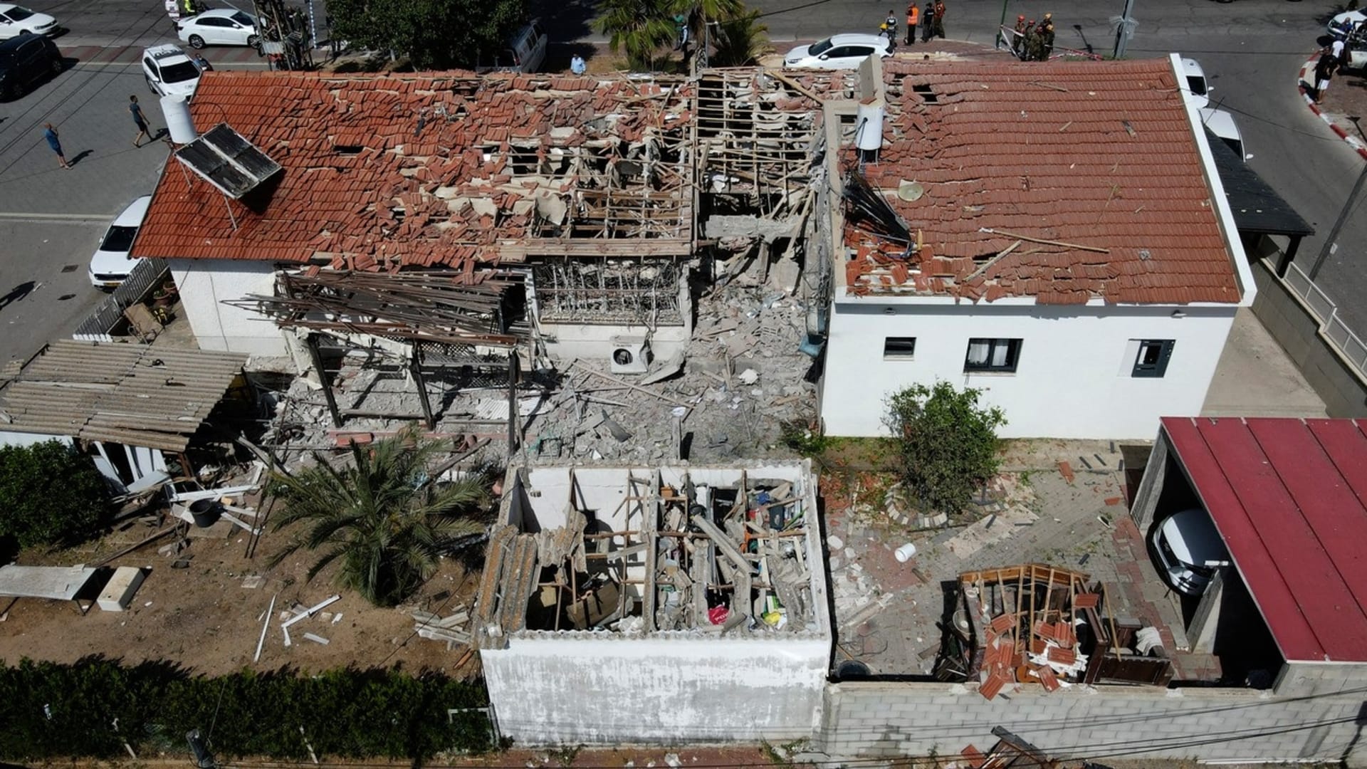 Rakety palestinského hnutí Hamás zasáhly dům v izraelském Aškelonu.