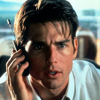 Tom Cruise získal jeden ze svých Zlatých glóbů za drama Jerry Maguire.