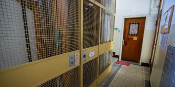 Výtah v Bratislavě, který zabil kojence, nedávno prošel kontrolou. Byl v pořádku