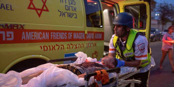 Malého chlapce zabila palestinská raketa. Matka se ho snažila ukrýt, šrapnel prolétl oknem