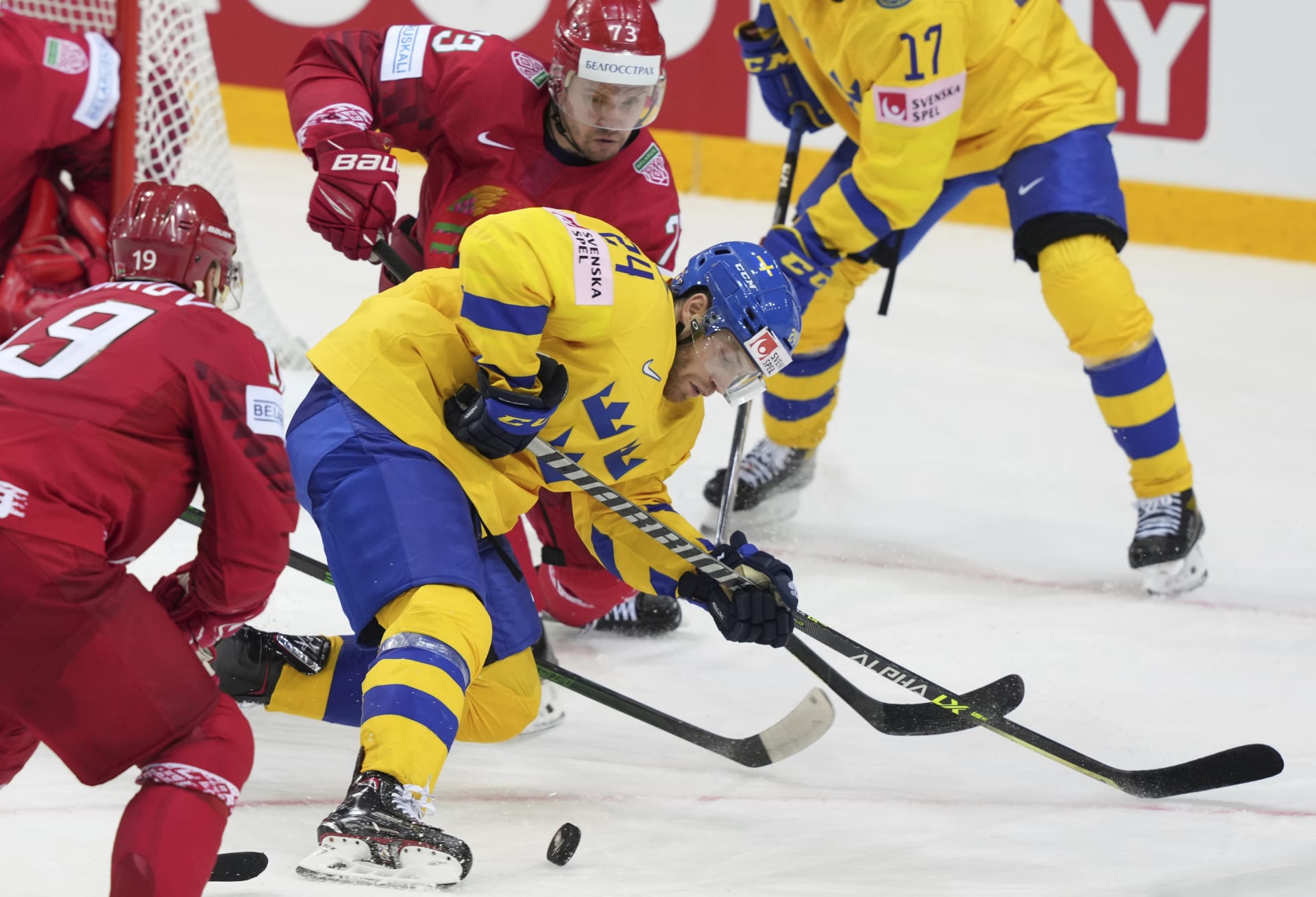 Hokejisté Švédska nečekaně prohráli i druhý zápas na mistrovství světa v Rize.