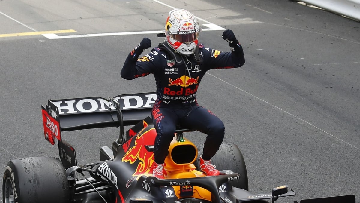 Velkou cenu Monaka poprvé v kariéře ovládl Max Verstappen 