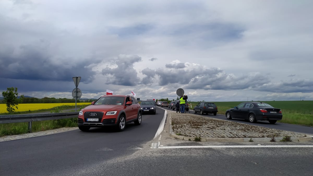 Poláci protestují za těžbu v Turówě, policie zavřela hraniční přechod u Hrádku nad Nisou.