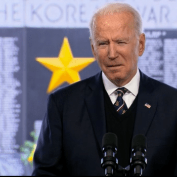 Biden promluvil k rodinám vojáků.
