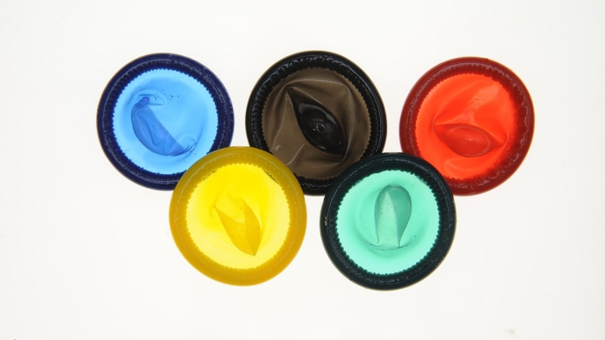 160 000 kondomů čeká na sportovce, kteří se vydají na olympijské hry do Tokia. Použít je v dějišti sportovního svátku by ale neměli.