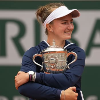 Šťastná Barbora Krejčíková. Na Roland Garros si splnila sen.