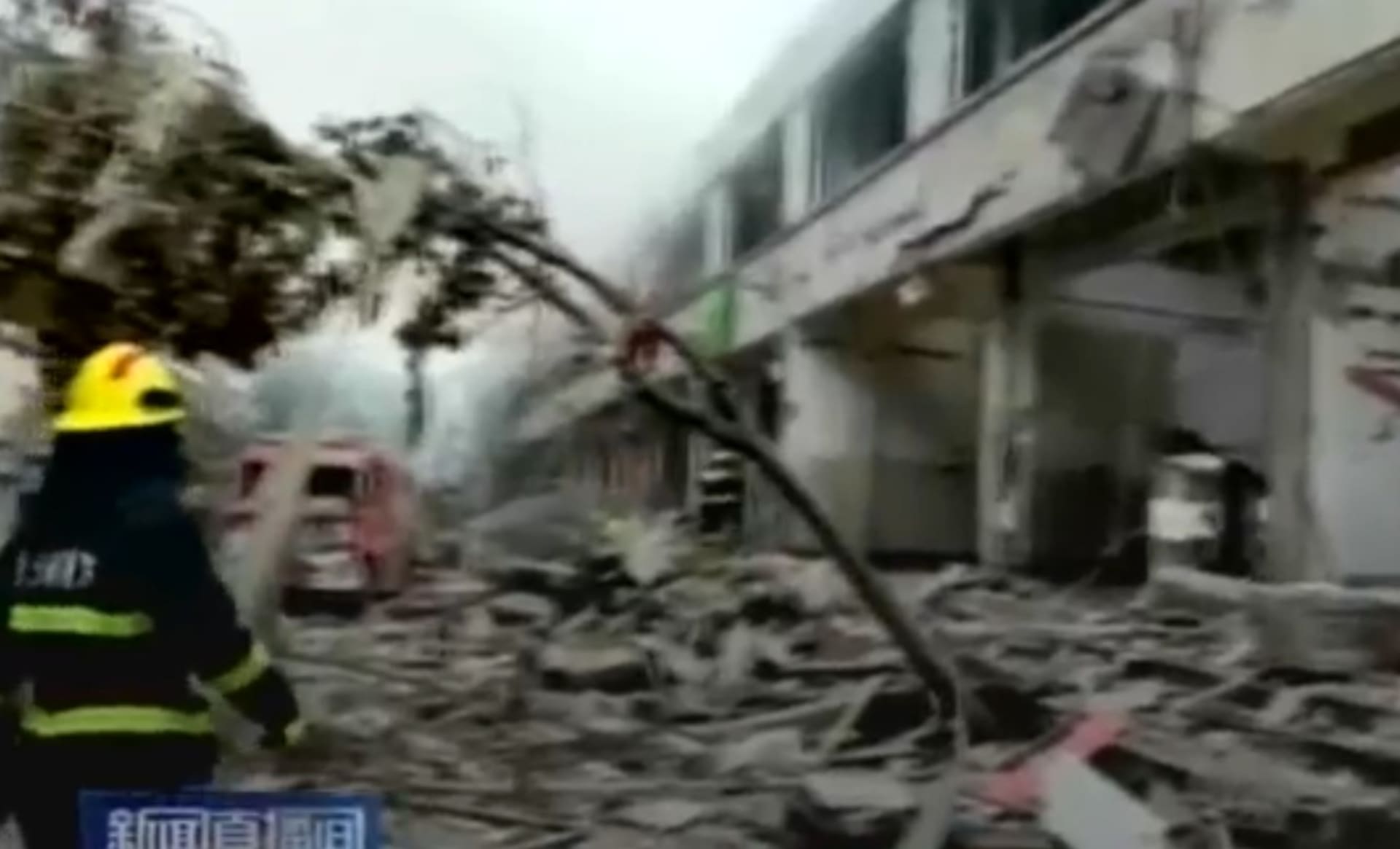 Výbuch plynu zabil časně zrána ve městě Š-jen v provincii Chu-pej v centrální Číně 12 lidí.