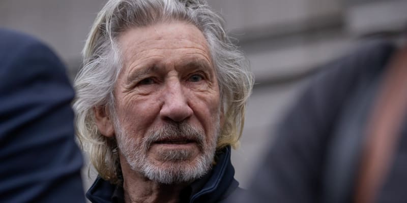 Roger Waters, někdejší textař a zpěvák skupiny Pink Floyd