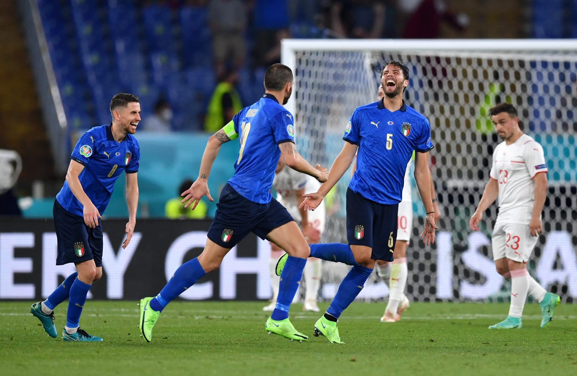 Manuel Locatelli dal v zápase proti Švýcarsku dva góly a výrazně tak pomohl Italům k brzkému postupu do osmifinále Eura.