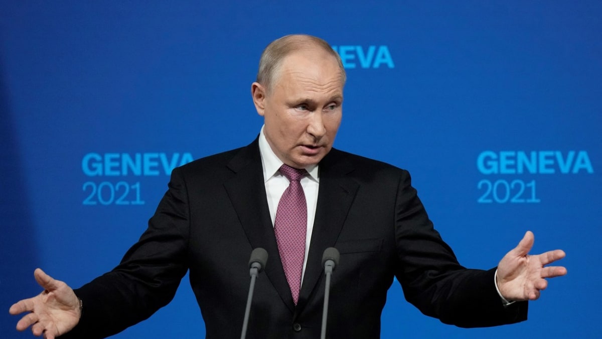Podle odhadů ale Jednotné Rusko prezidenta Putina nedosáhne na výsledek z minulých voleb, kdy získalo dokonce 54 procent hlasů.