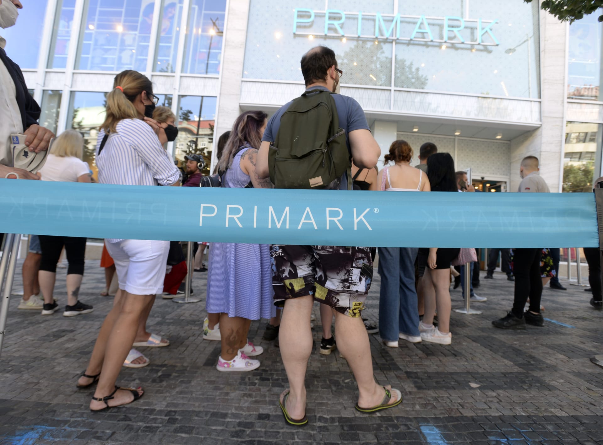 Ve čtvrtek se otevřel první obchod Primark v Česku.