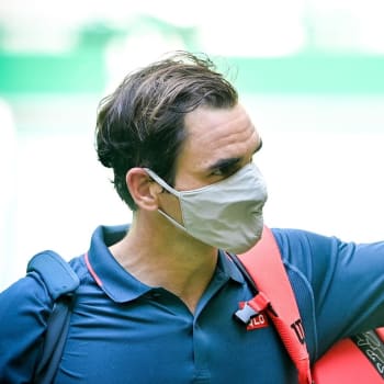 Takto se Federer loučil poté, co překvapivě vypadl v německém Halle už v osmifinále. Rozloučí se brzy i celou kariérou?