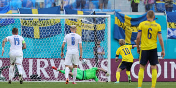 Slováci pykali za penaltu. Švédsko má první vítězství na Euru od roku 2012