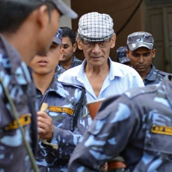 Brutální sériový vrah Charles Sobhraj si odpykává doživotí ve věznici v Nepálu