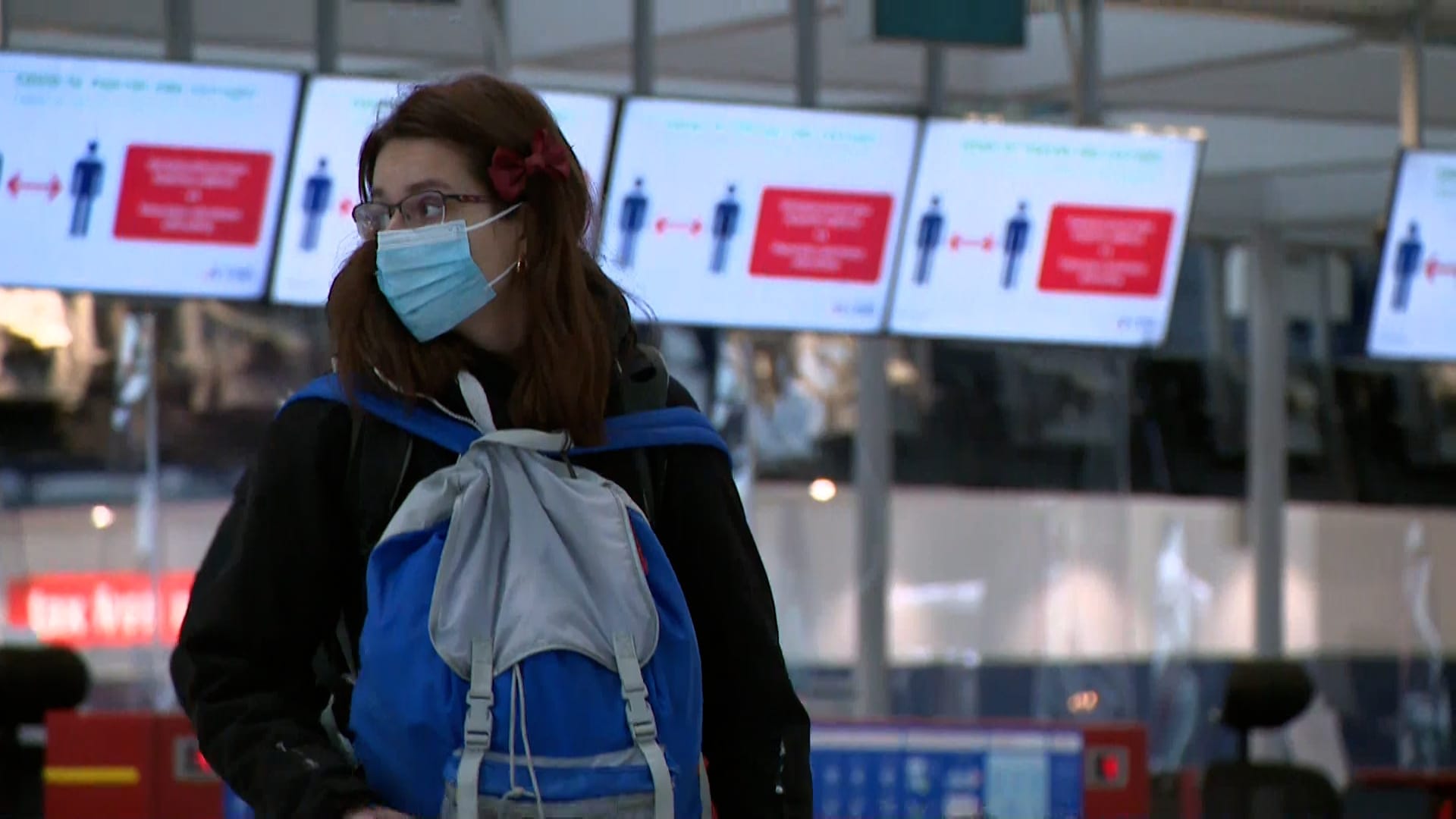 Od pondělí se mění cestovatelská mapa, některé země se kvůli pandemii stanou rizikovějšími.