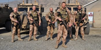Česko pomůže spolupracovníkům armády v Afghánistánu. Vláda slibuje finance i azyl