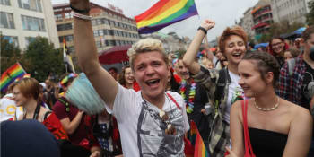 Přispívá k nenávisti, kritizuje Zemana Prague Pride za výroky o transgender lidech