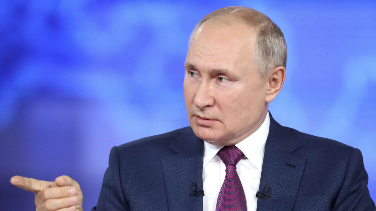 Vladimir Putin v tradiční živě přenášené debatě s obyvateli země