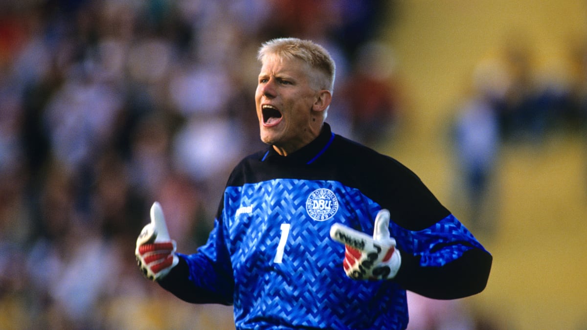 Peter Schmeichel byl jedním z klíčových mužů, díky kterým Dánsko v roce 1992 vyhrálo Euro. Jeho syn Kasper stráží bránu Seveřanů na probíhajícím šampionátu.