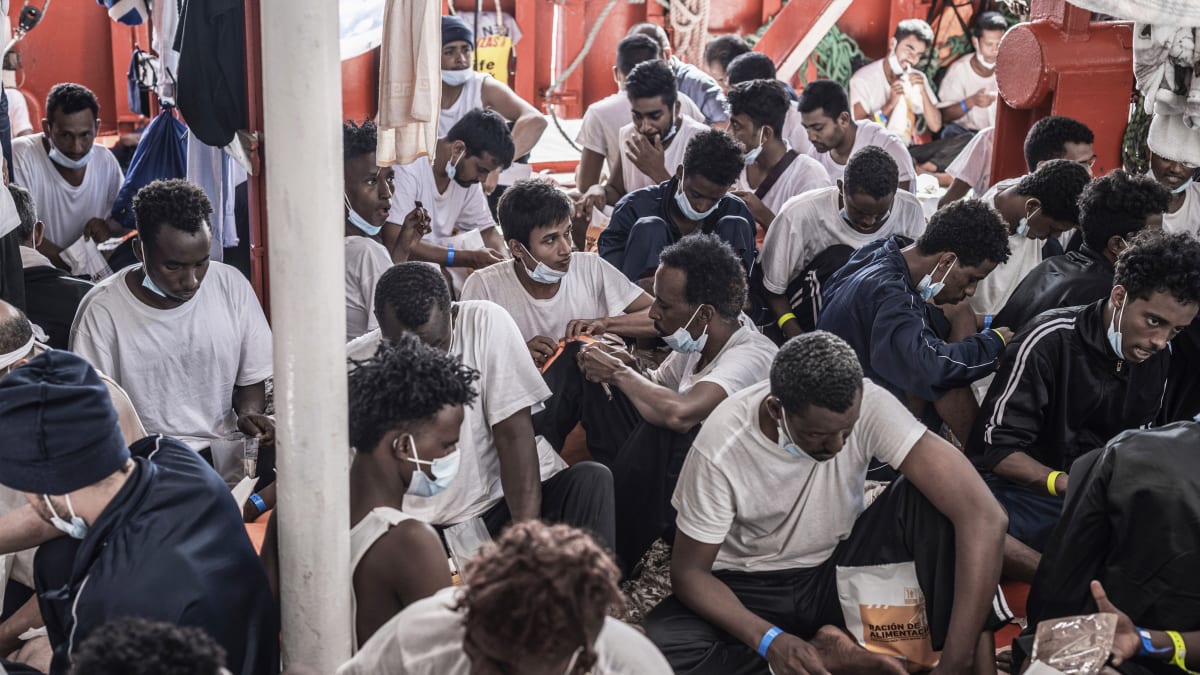 Migranti na palubě lodi Ocean Viking