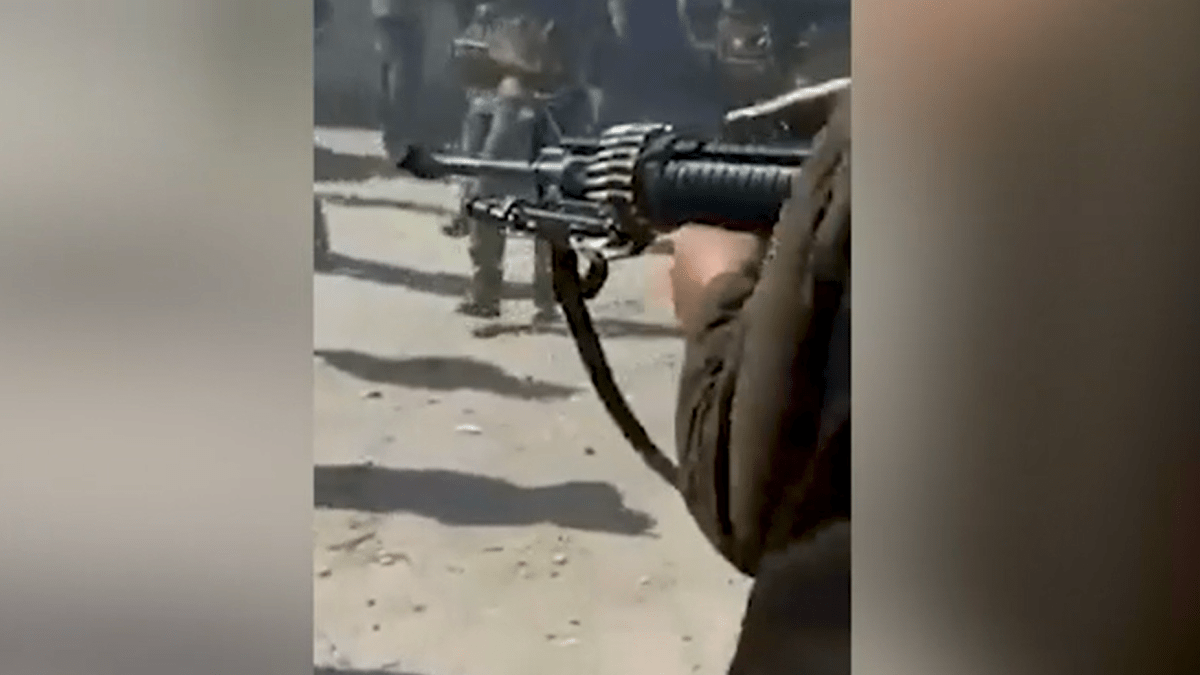 Tálibán postřílel 22 afghánských vojáků.