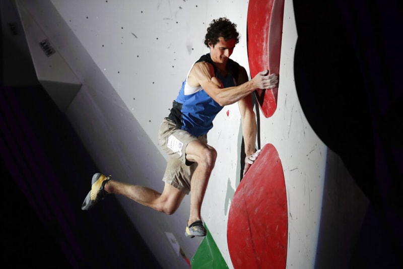 Adam Ondra na závodech v boulderngu v Japonsku