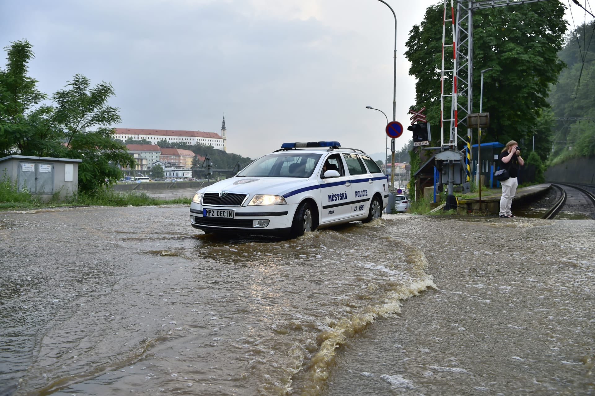 Intenzivní deště zvedly hladiny potoků a řek na Děčínsku.