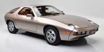 Na prodej je přes 40 let staré Porsche, s nímž se herec Tom Cruise učil řadit