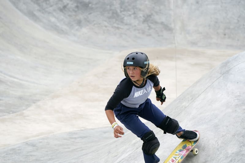 Třináctiletá britská skateboardistka Sky Brownová se může stát nejmladší olympijskou vítězkou v historii. 