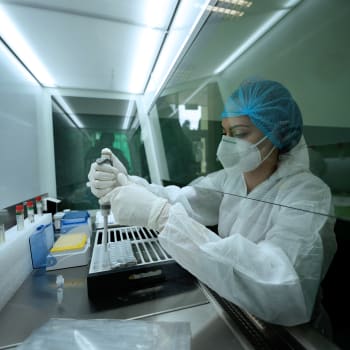 Laboratoř na testování koronaviru