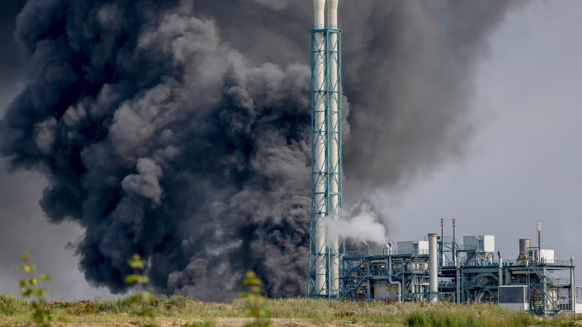 Exploze chemičky v úterý otřásla průmyslovým parkem v západoněmeckém Leverkusenu.