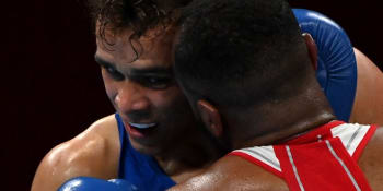 Marocký boxer chtěl na olympiádě kousat. Ještěže měl chránič zubů, řekl soupeř