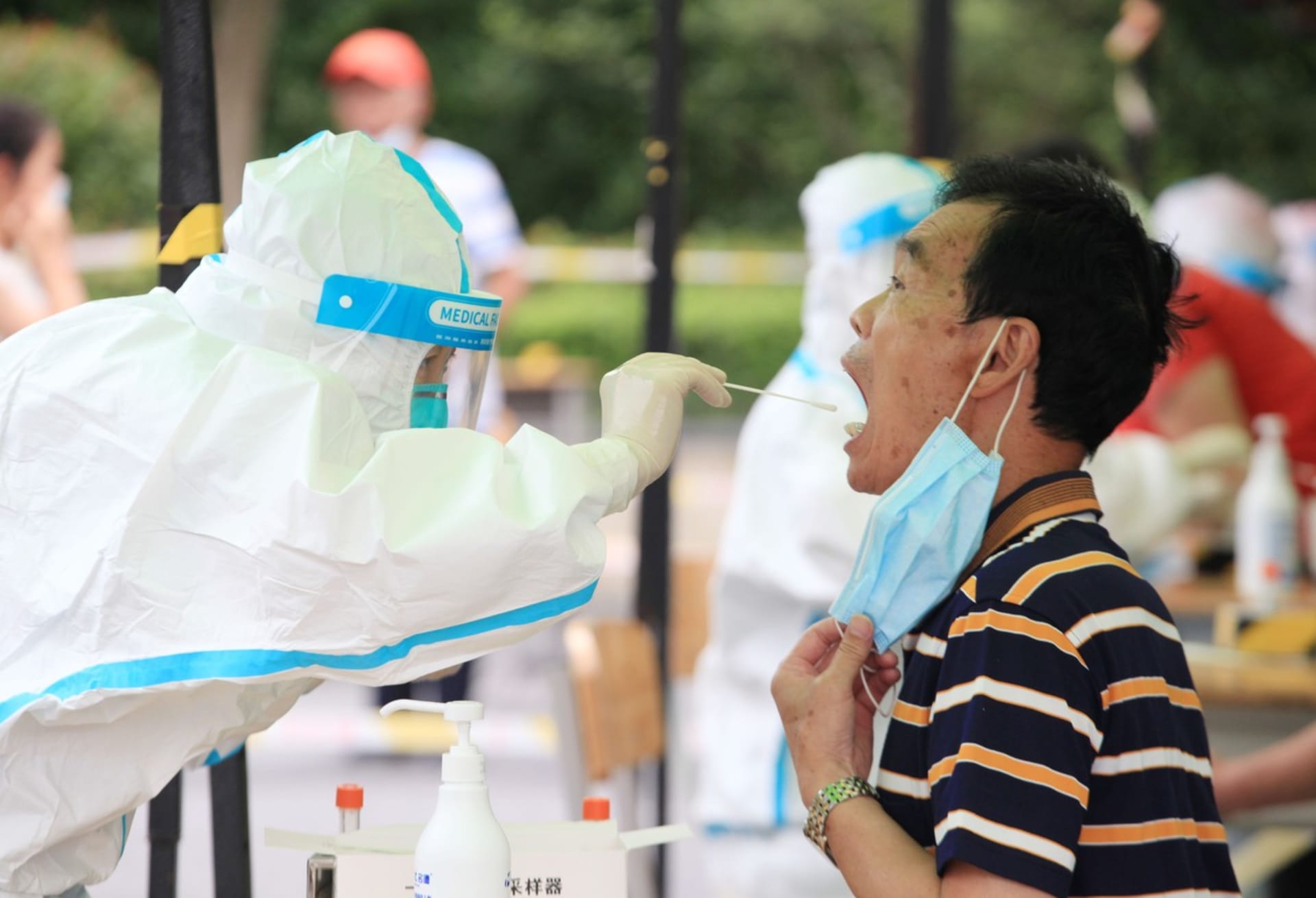 Čína od 20. července zaznamenala 206 nových případů spojených s epidemií ve městě Nanking (ilustrační foto).