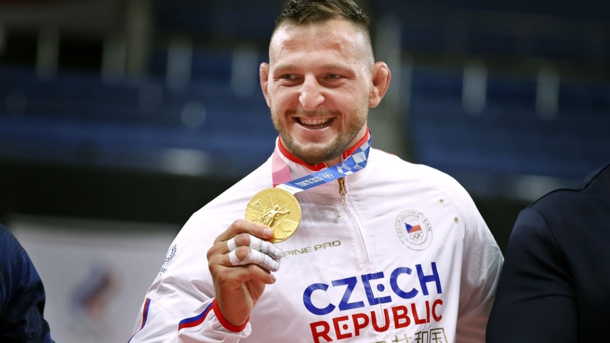 Lukáš Krpálek vyrovnal svůj počin z olympiády před pěti lety a získal zlato i na hrách v Tokiu v těžké váze.