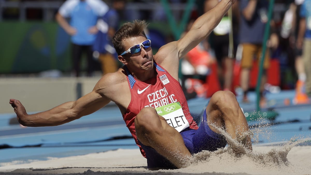 Adam Sebastian Helcelet na olympiádě v Rio de Janeiru. Tehdy knír ještě nepěstoval.