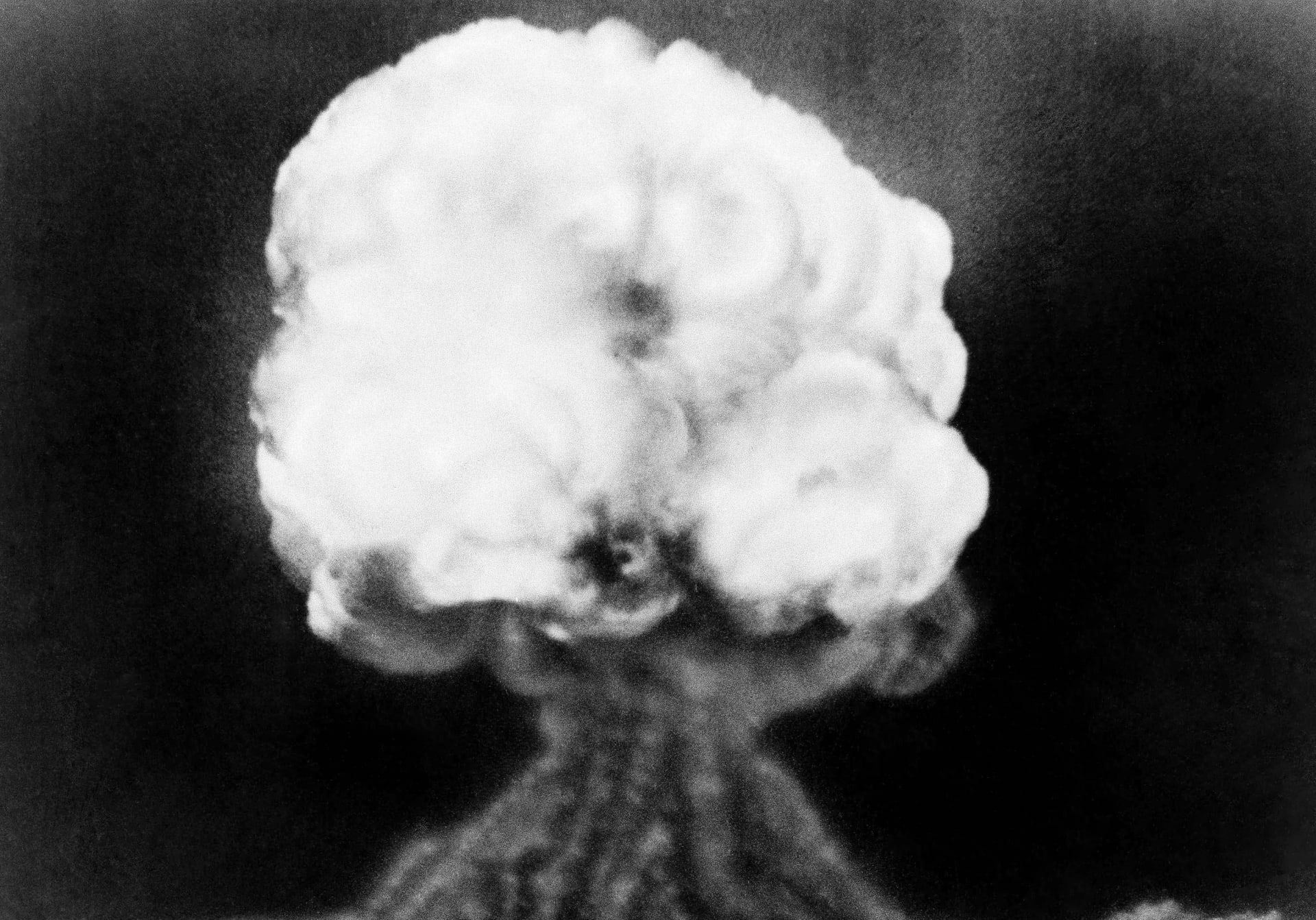 Testovací jaderný výbuch v Novém Mexiku z července 1945