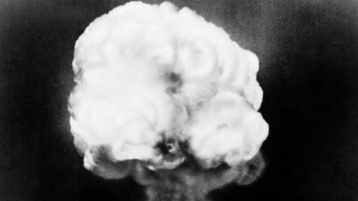 Testovací jaderný výbuch v Novém Mexiku z července 1945