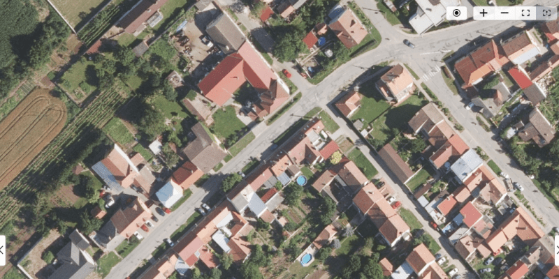 Letecký snímek obce Moravská Nová Ves z 24. července.